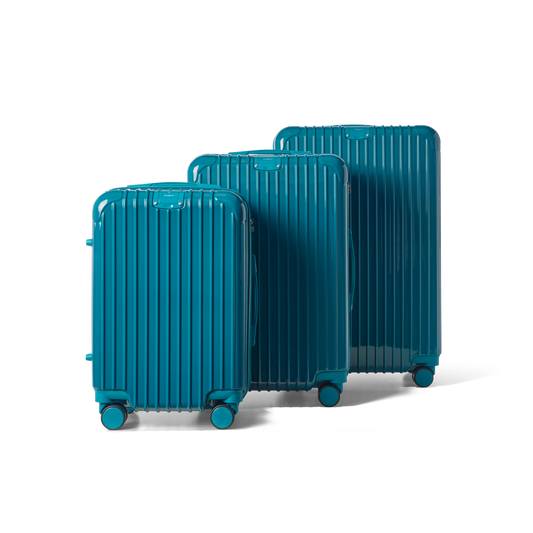 Kofferset 3 delig Lichtblauw S / M / L Essentials | Voyagoux voorkant