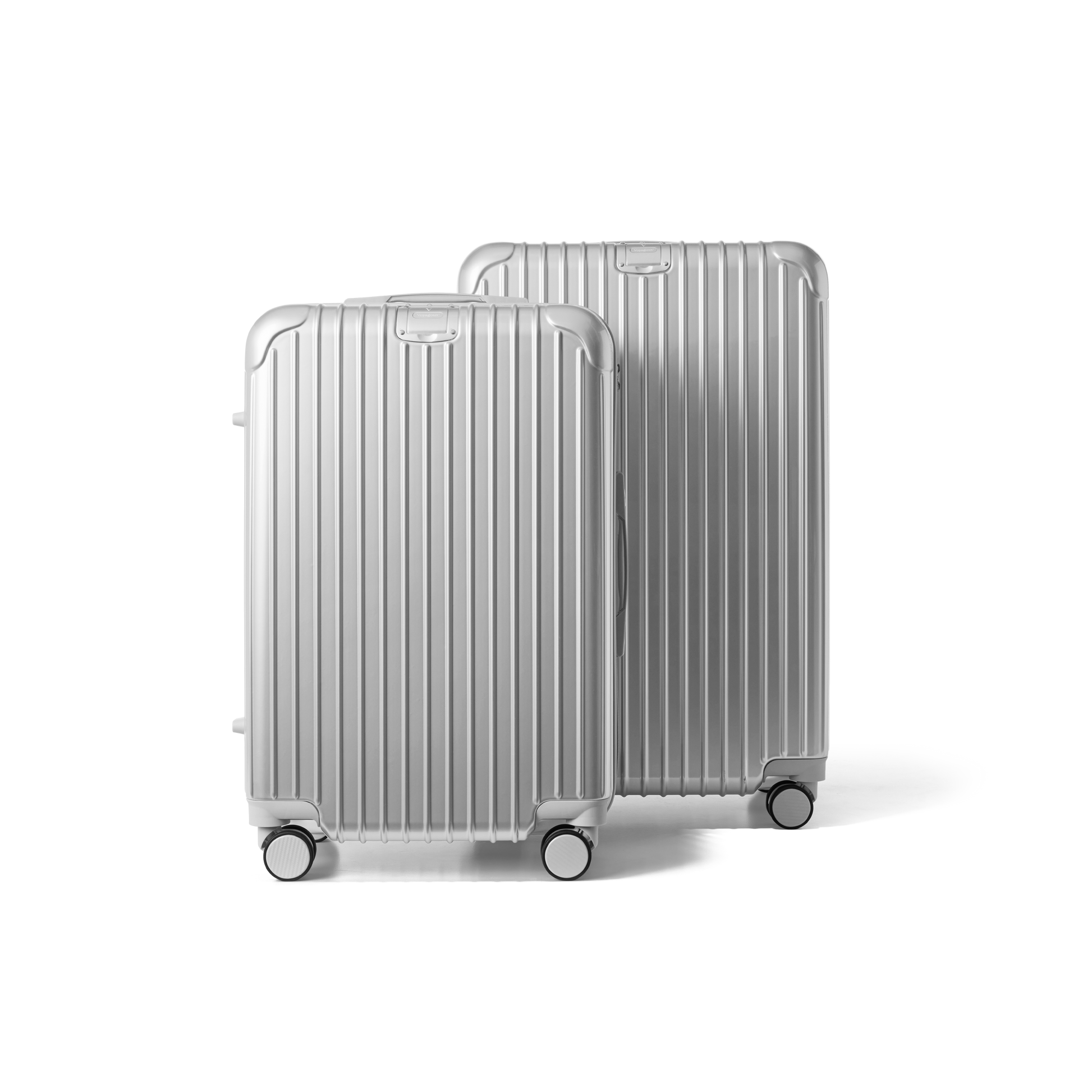 Kofferset 2 delig Zilver M / L Essentials | Voyagoux voorkant