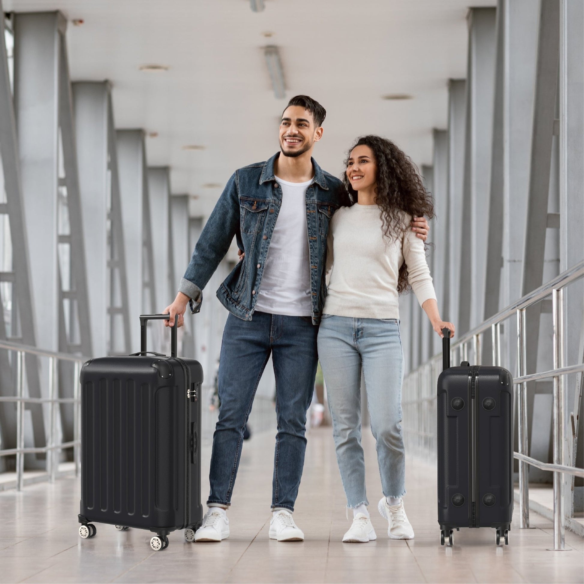 VOYAGOUX - Duurzame 4 - delige ABS Reiskoffer Set - Zwart - L / M / S / XS - Voyagoux